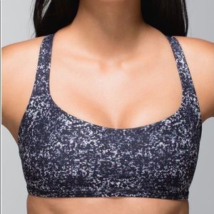 Lululemon free to be wild bra